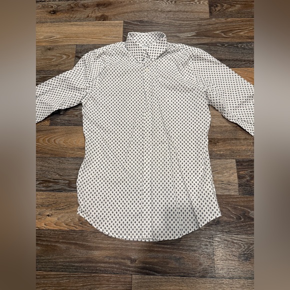 Express Men Button Up Shirt - Picture 4 of 4